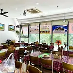 Convenient To Airport Full Deluxe Facilities Highend Studio Apt