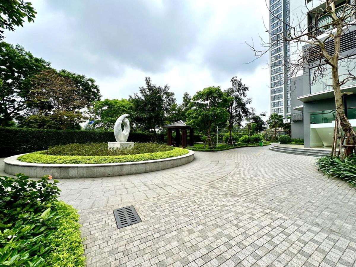 Căn hộ Convenient To Airport Full Deluxe Facilities Highend *