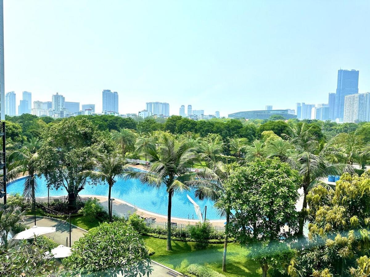 Căn hộ Convenient To Airport Full Deluxe Facilities Highend *
